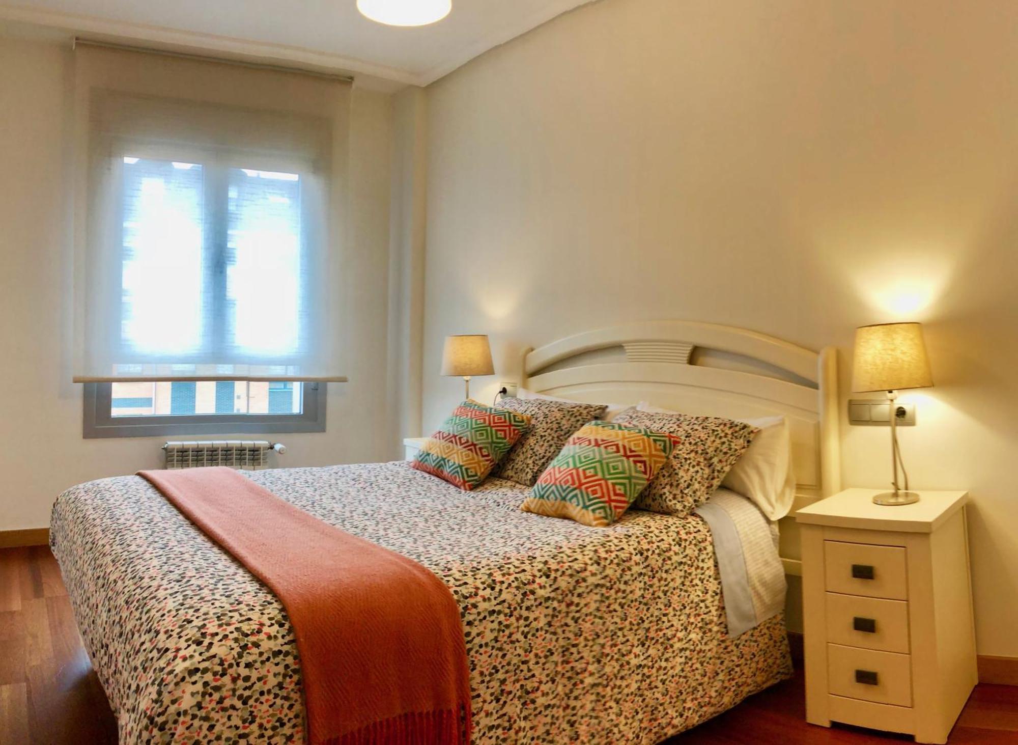 Apartamento Europa Jardin Oviede Extérieur photo